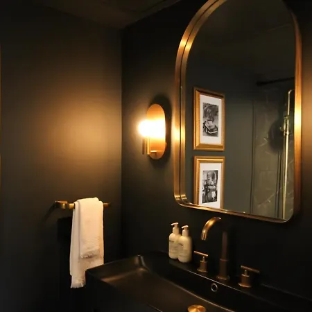 Mrnomad Boutique Hotel Parisian Townhouse Dallas Exterior photo