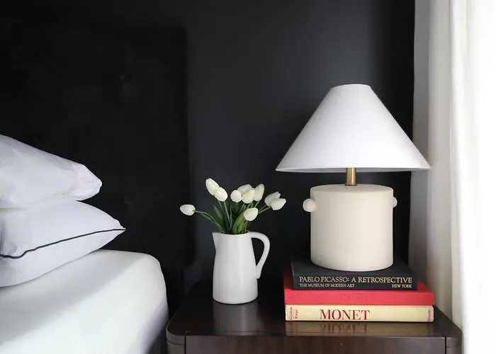 Mrnomad Boutique Hotel Parisian Townhouse