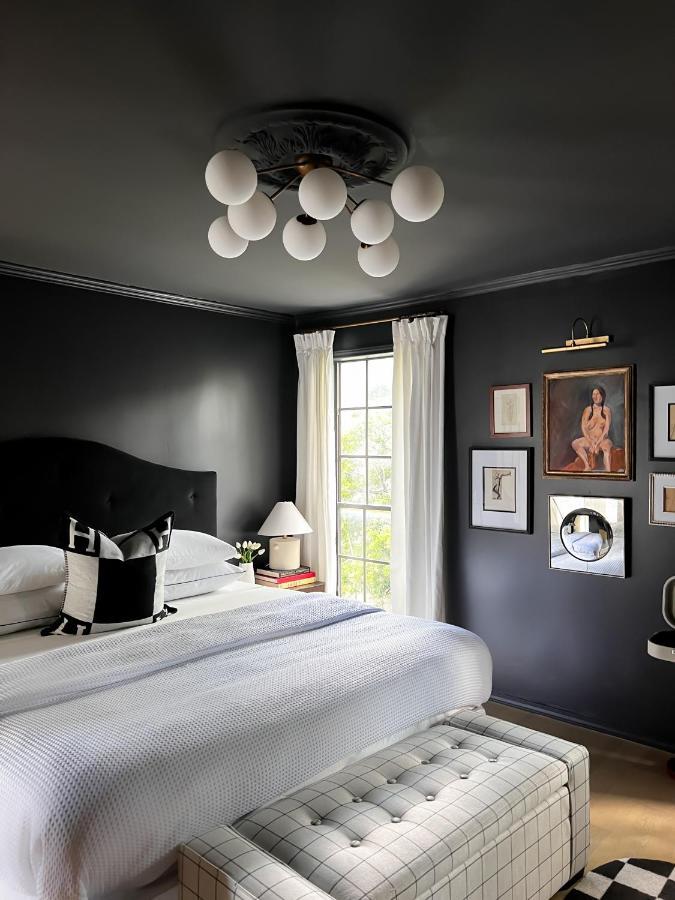 Mrnomad Boutique Parisian Townhouse Apartment Dallas