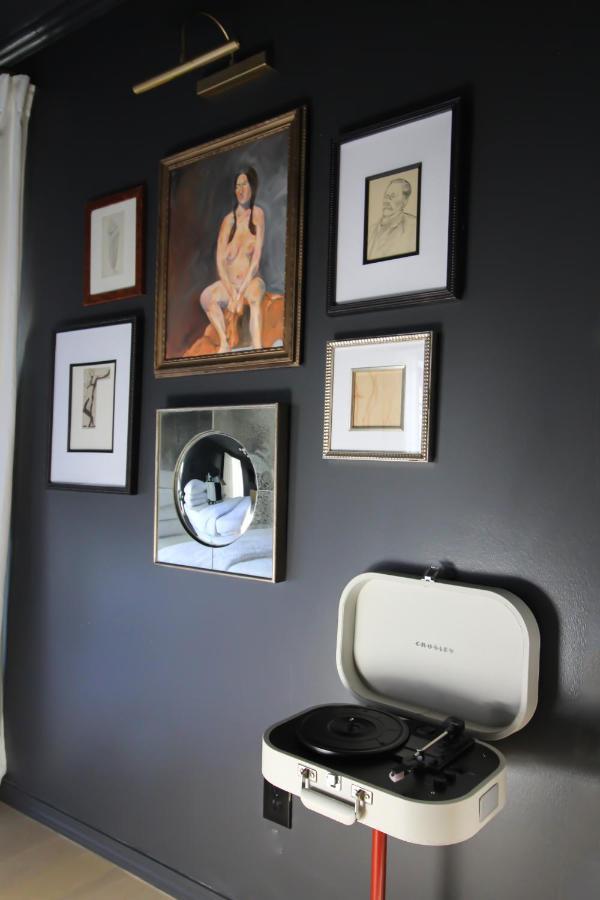 Mrnomad Boutique Parisian Townhouse * Dallas